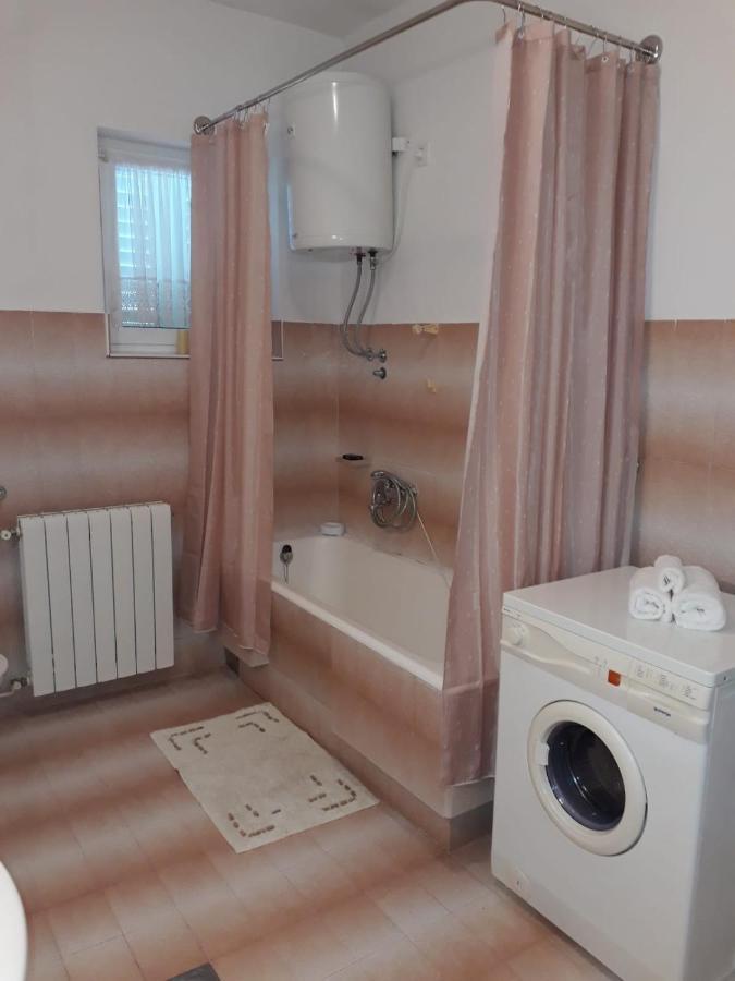 Quality Vila "Comfort" Трогір Екстер'єр фото