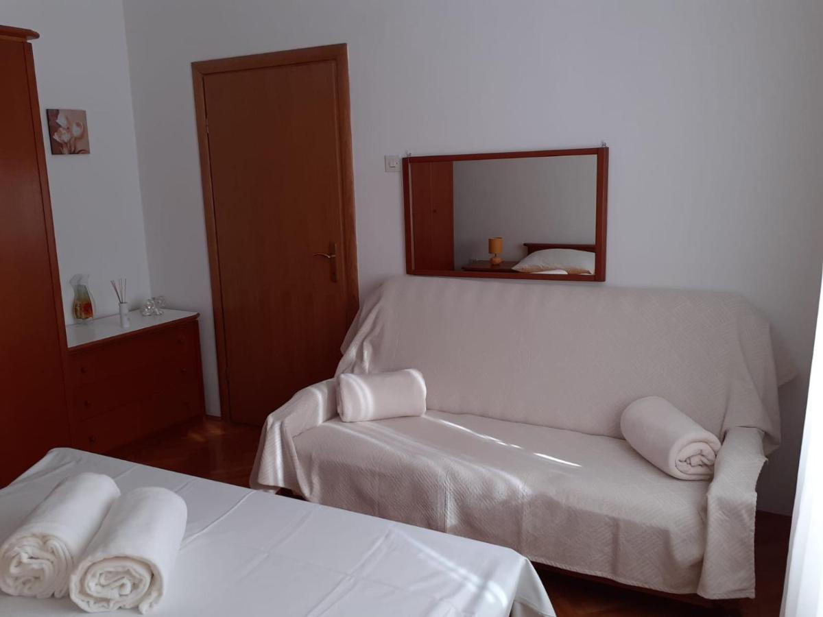 Quality Vila "Comfort" Трогір Екстер'єр фото
