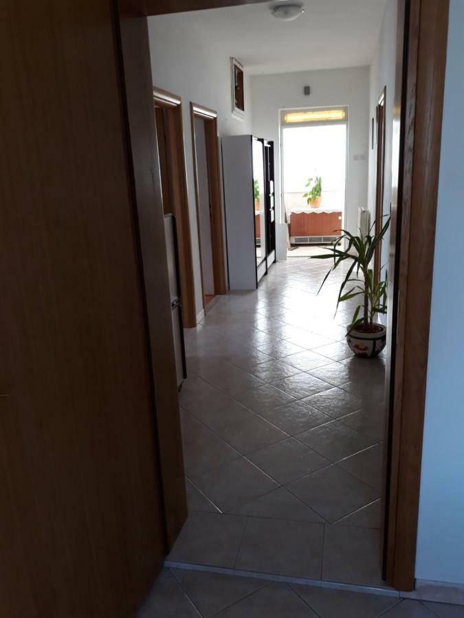 Quality Vila "Comfort" Трогір Екстер'єр фото